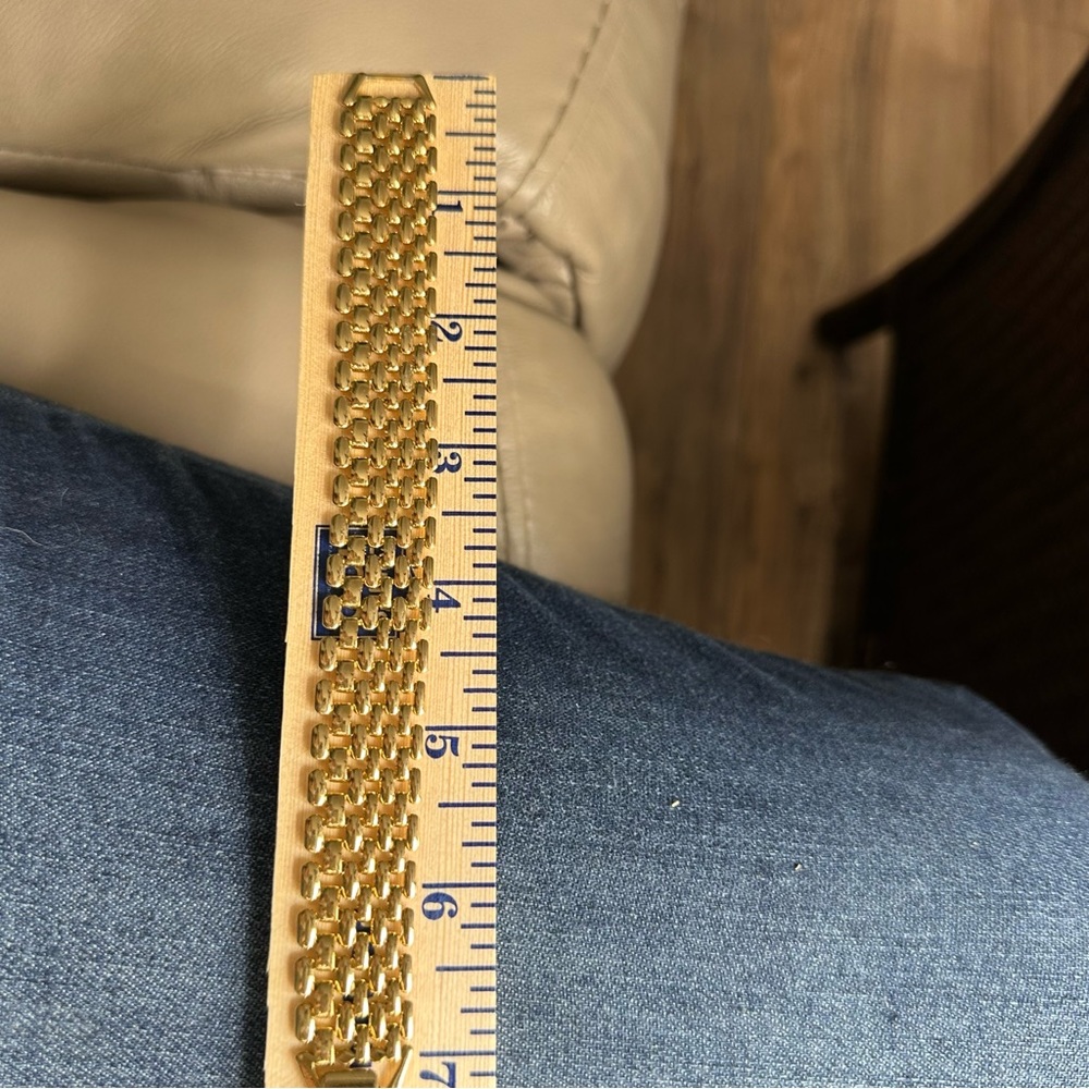 Gold Tone Metal 7.25” Fancy Link Bracelet View 6